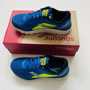 New Boys Saucony Natural Series Sneakers 5.5 W